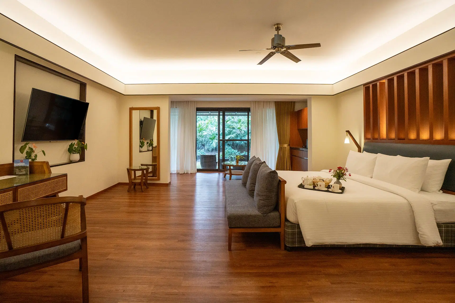 Suite Interior